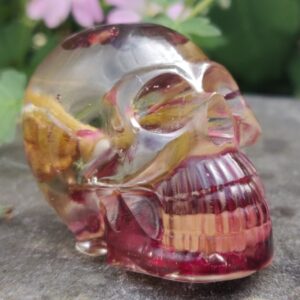 Orgonite Schedel 'Womb Space'